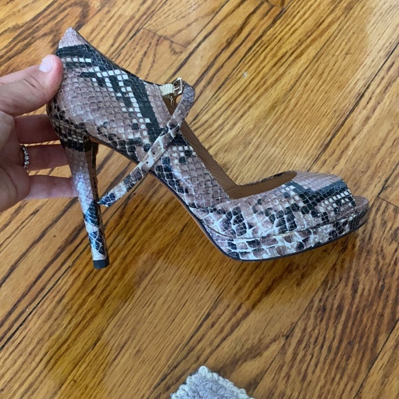 Coach heels with platform - Picture 2 of 6